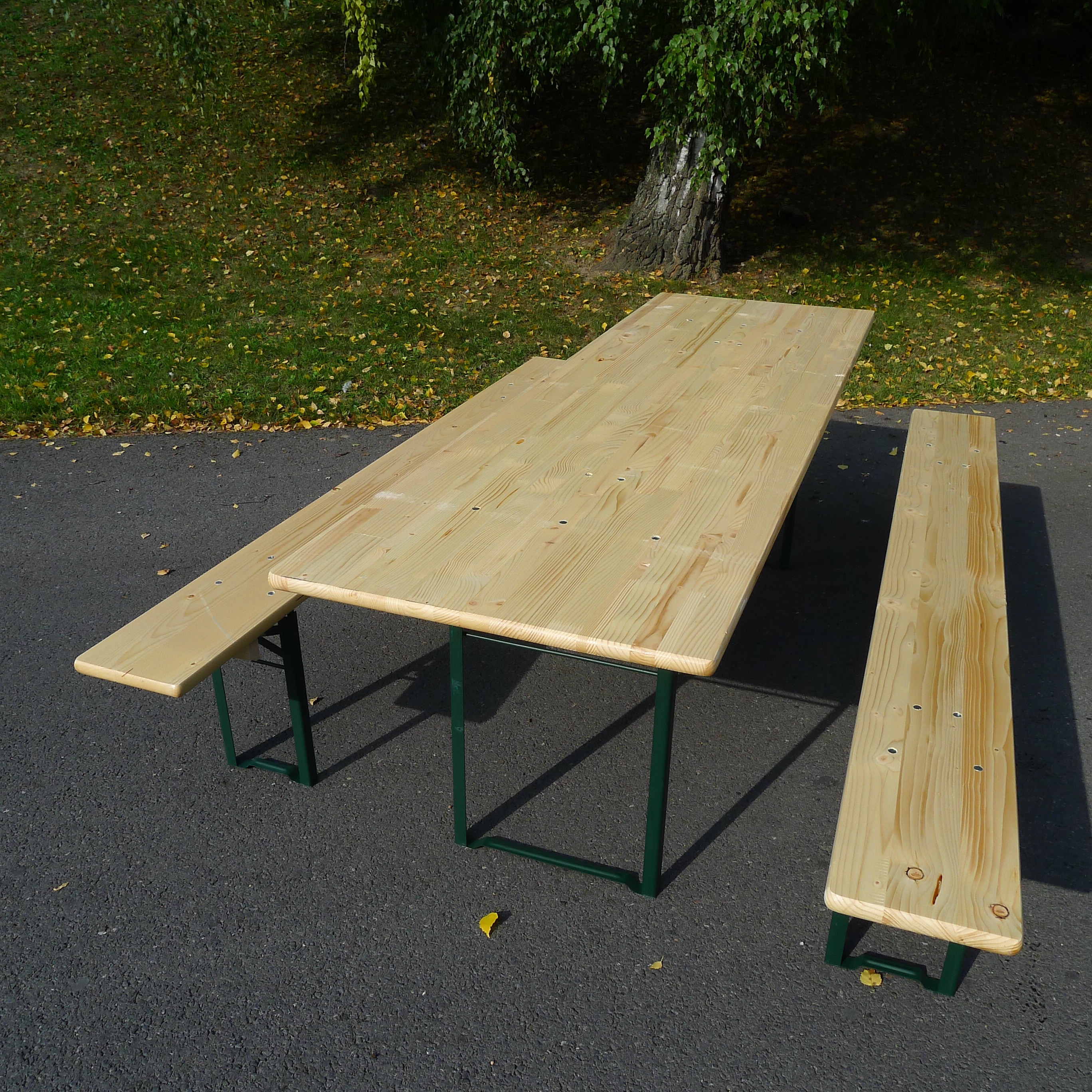 7,2ft Beer set table 220x70cm (benches sold separately) / steel corner legs